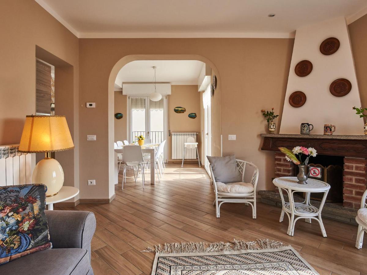 לואינו Holiday Home Anna By Interhome מראה חיצוני תמונה